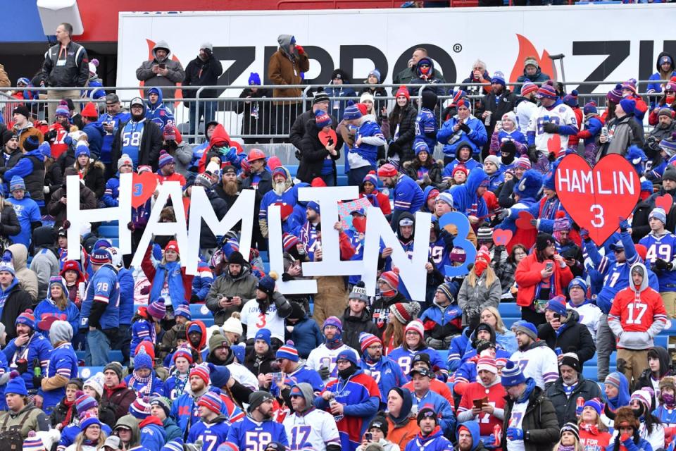 Bills supporters came out in their droves to support Hamlin (USA TODAY Sports)