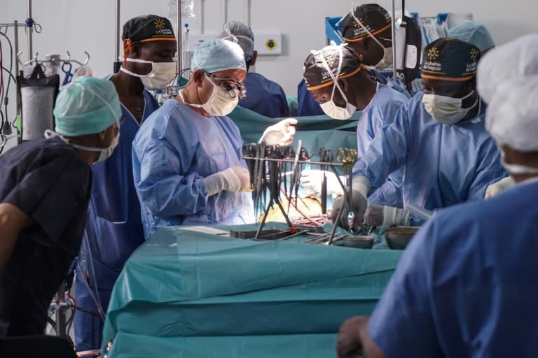 The aim is for French surgical teams to perform the operations, while also training Malian surgeons