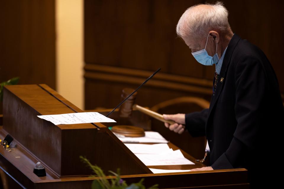 Senate President Peter Courtney, D-Salem, clacks the gavel during the legislative session in the Senate at Oregon State Capitol in Salem in June 2021.