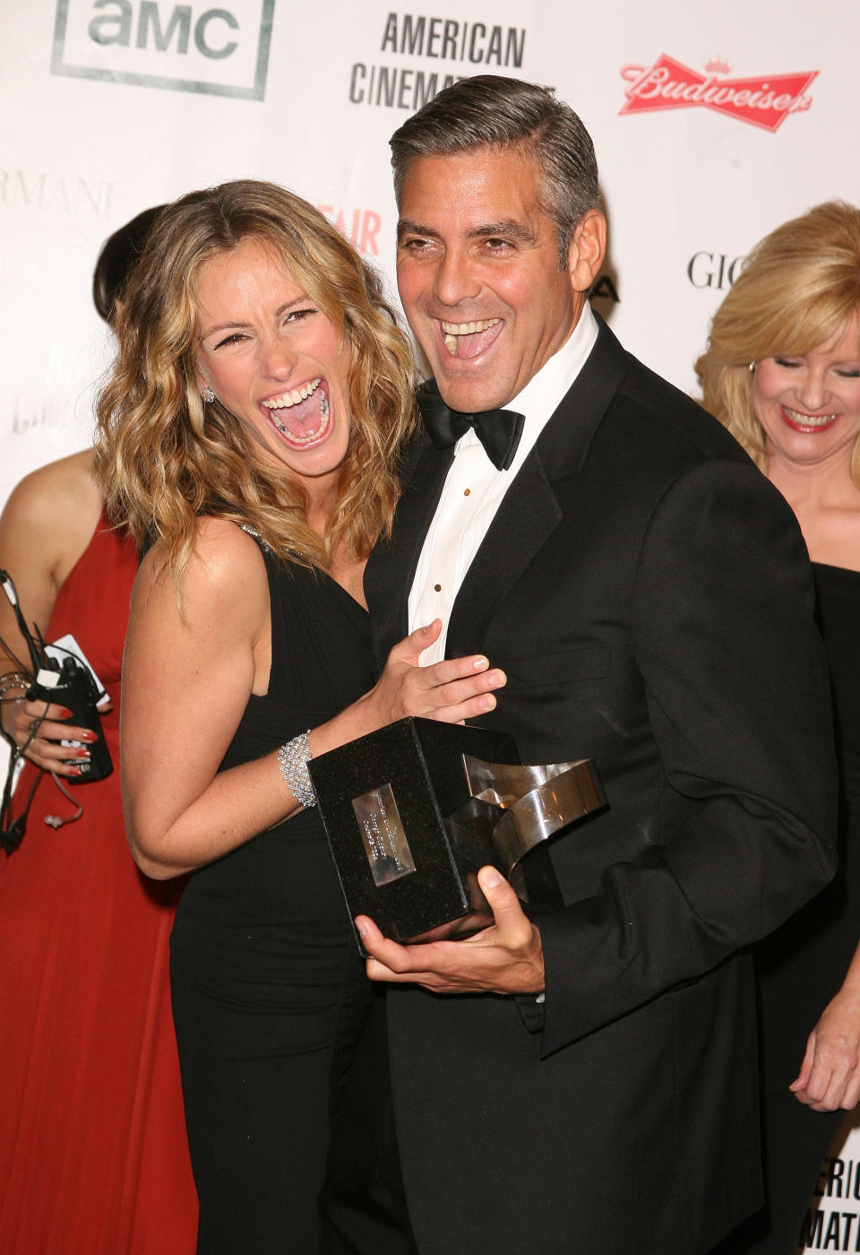 Julia Roberts and George Clooney at the 21st Annual American Cinematheque Awards. (Getty Images)