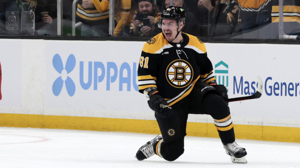 Just like most of the games they've played this season, the Bruins won the NHL trade deadline. (Getty)