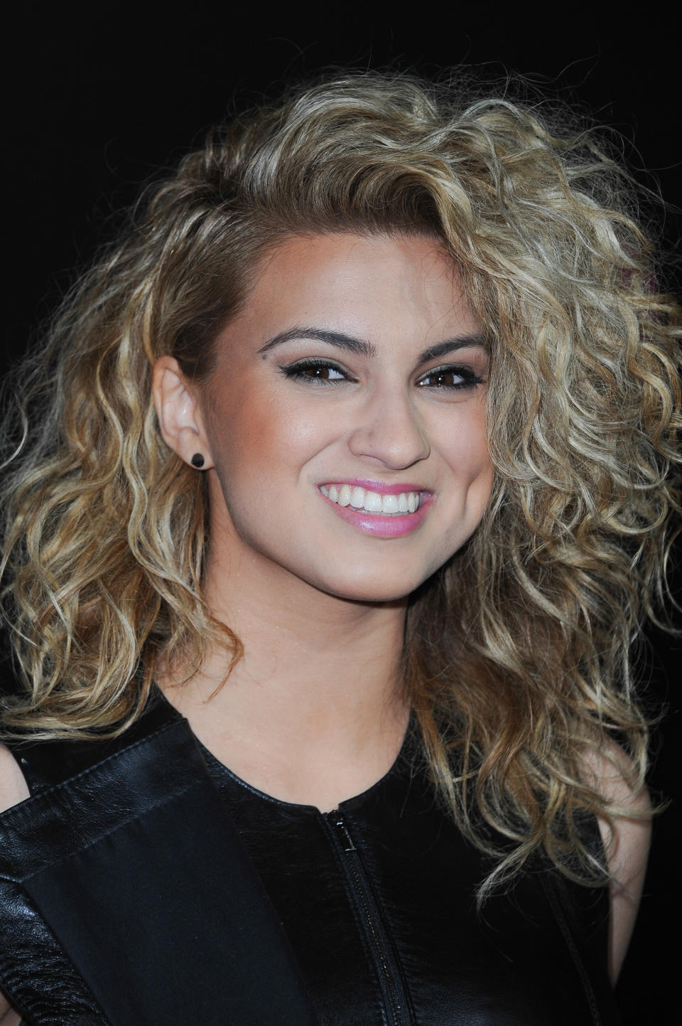 curly cuts tori kelly