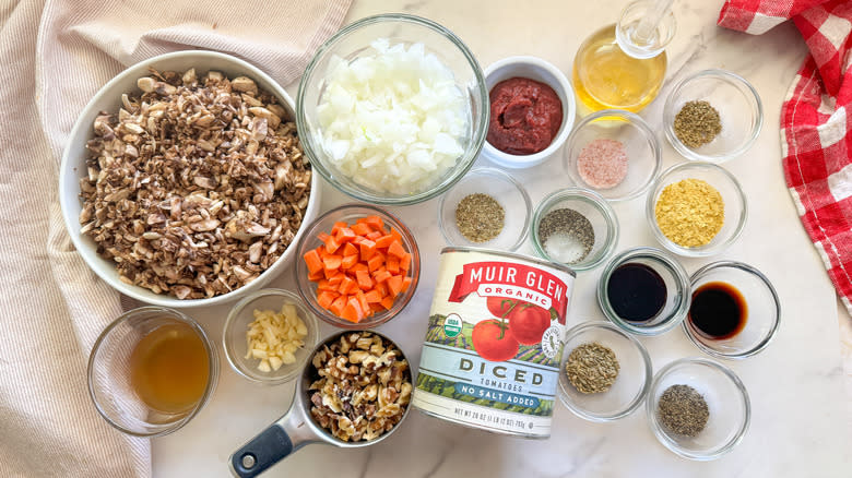 mushroom bolognese ingredients