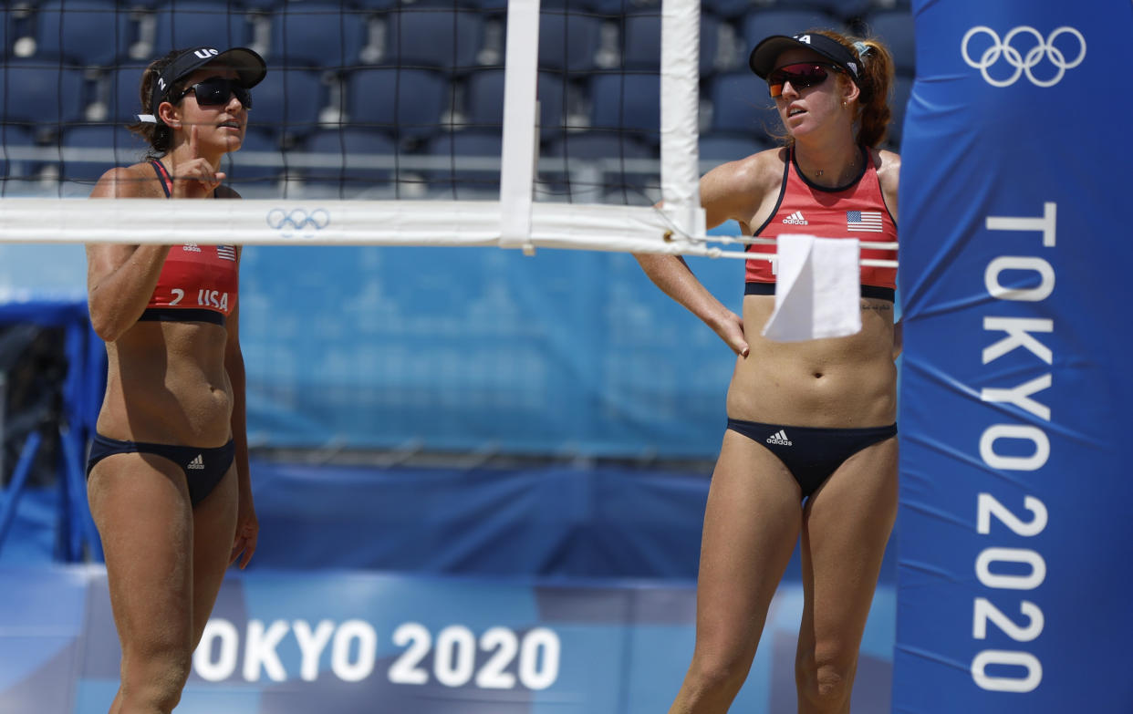 Tokyo 2020 Olympics - Beach Volleyball - Women - Round of 16 - Canada  (Bansley/Brandie) v United States (Claes/Sponcil) - Shiokaze Park, Tokyo, Japan - August 1, 2021. Kelly Claes of the United States and Sarah Sponcil of the United States during the match. REUTERS/John Sibley