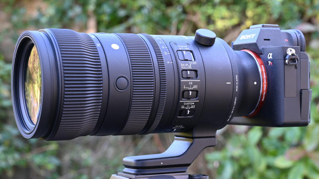 Sigma 70-200mm f/2.8 DG DN OS Sports review