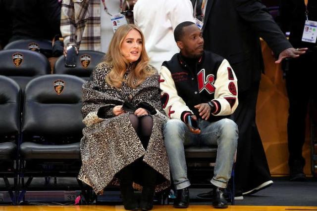 Adele Sits Courtside With Boyfriend Rich Paul at Lakers Game