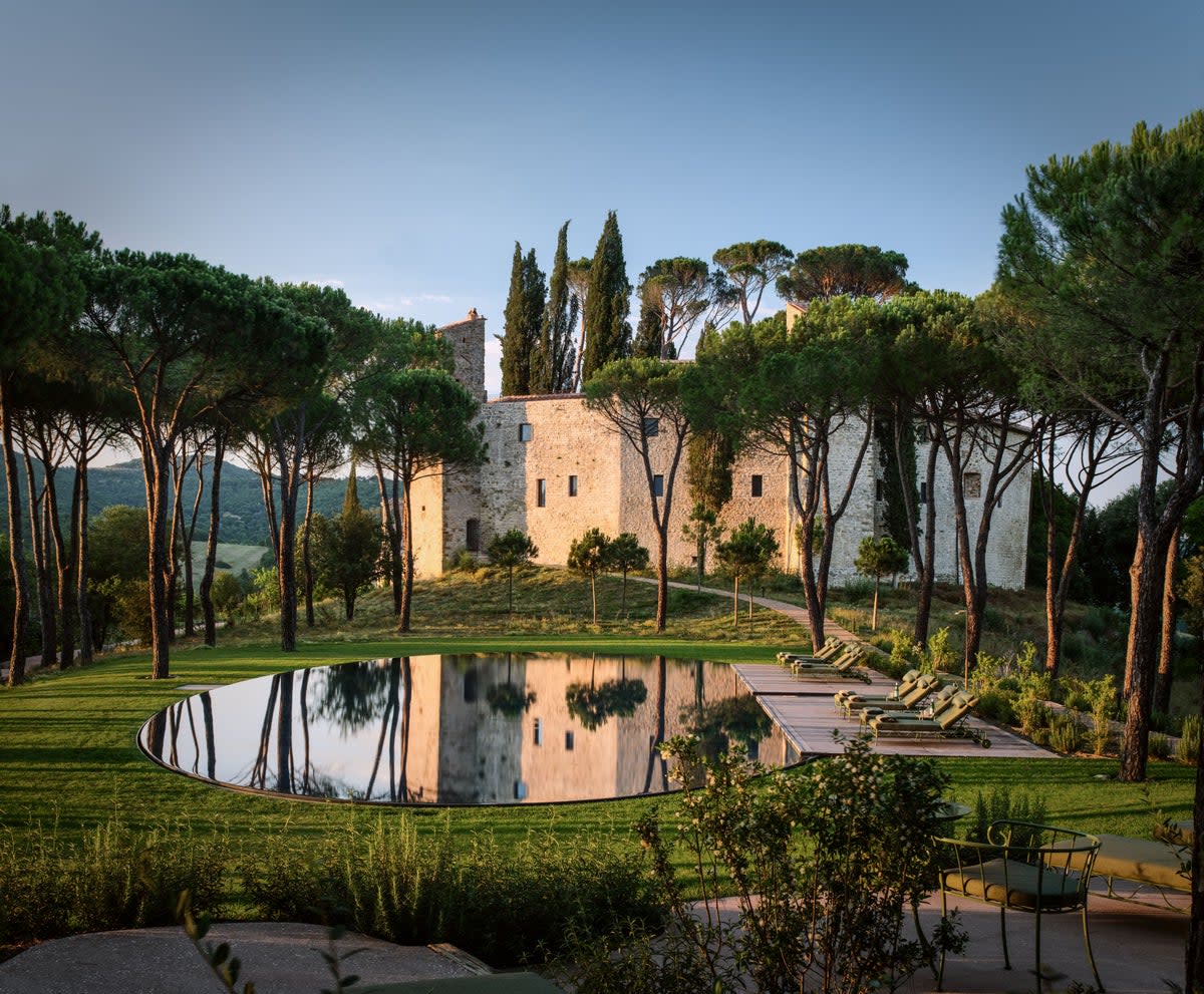 Laze in the quiet surroundings of this serene pool (Hotel Castello di Reschio)