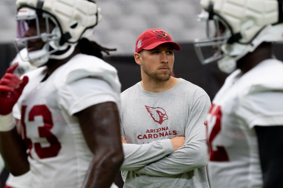 Defensive coordinator Nick Rallis during training camp at State Farm Stadium in Glendale on July 31, 2023.