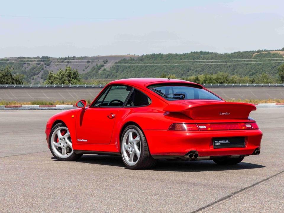 電影《驚天動地60秒》（Gone in 60 Seconds）中的保時捷911 Turbo（Type 993）。