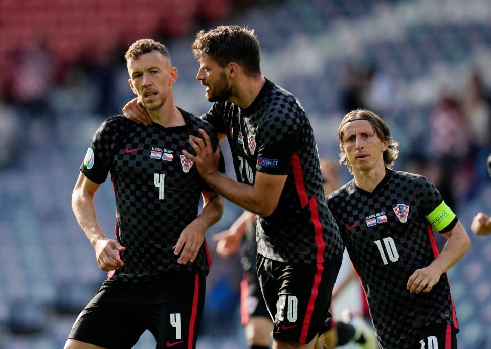 Ivan Perisic of Croatia celebrates with Bruno Petkovic after equalising against Czech Republic (Getty)