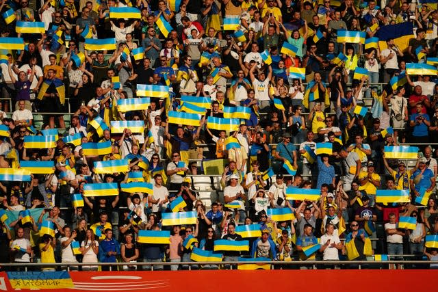 Ukraine fans