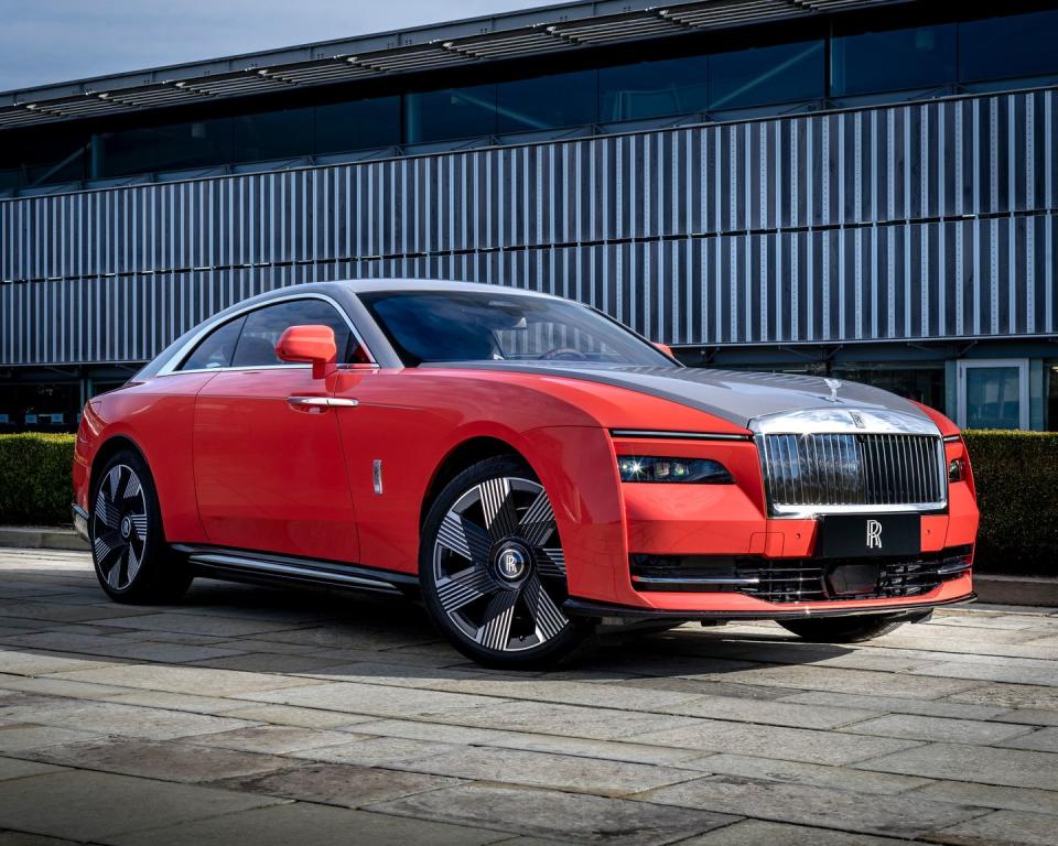 2024 rolls royce spectre bespoke escapism