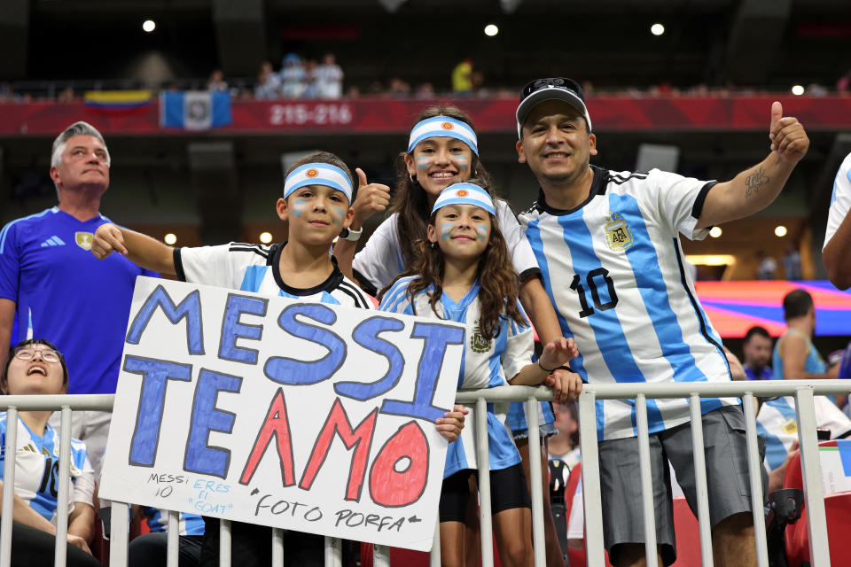 Argentina supporters in Atlanta. (Charly Triballeau/AFP via Getty Images)
