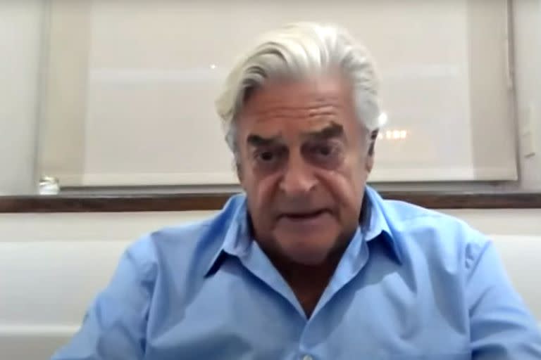 Luis Alberto Lacalle Herrera habla desde la clínica Mater Dei