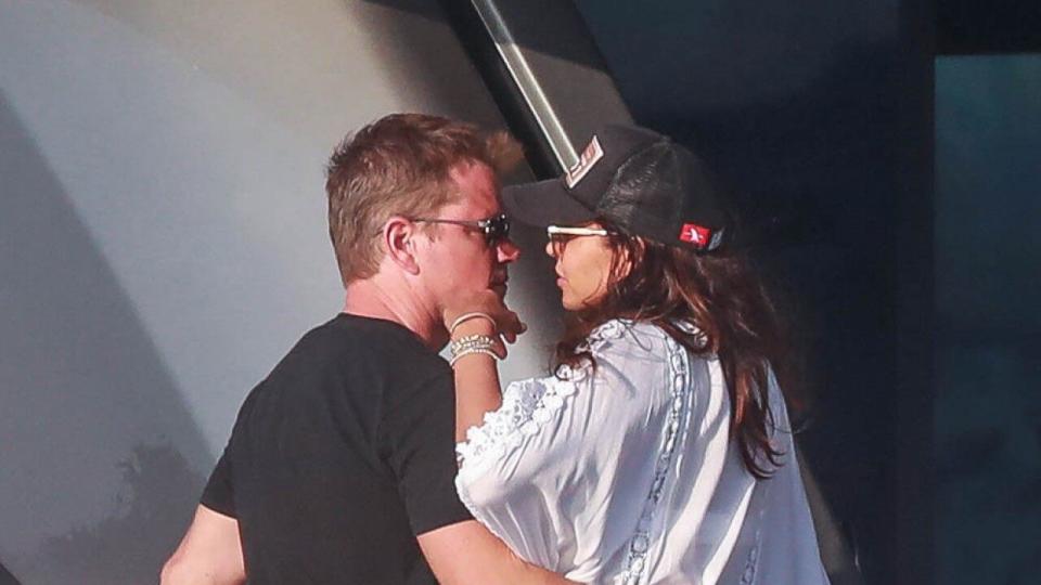 The romance is still very much alive between Matt Damon and his wife, Luciana Barroso.