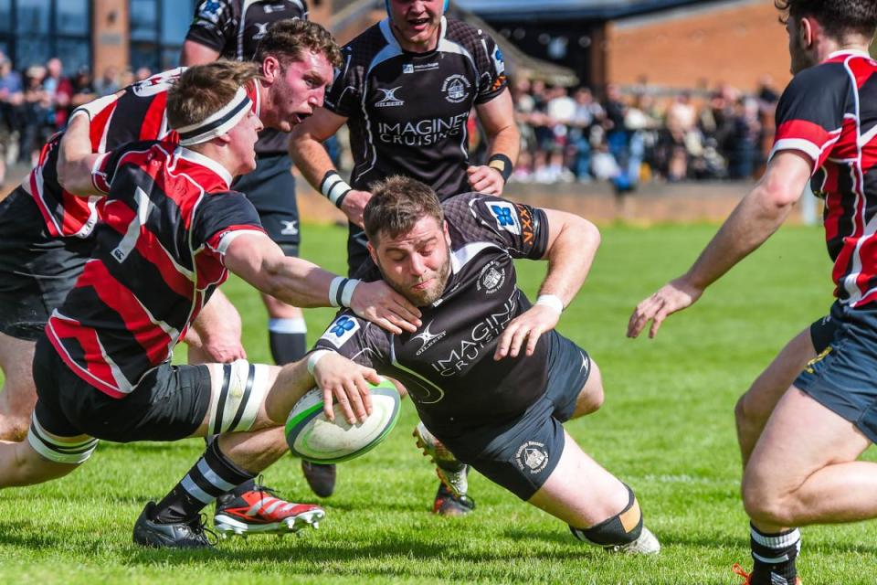 Thomas Blinkhorn scores his second try <i>(Image: James Booth)</i>