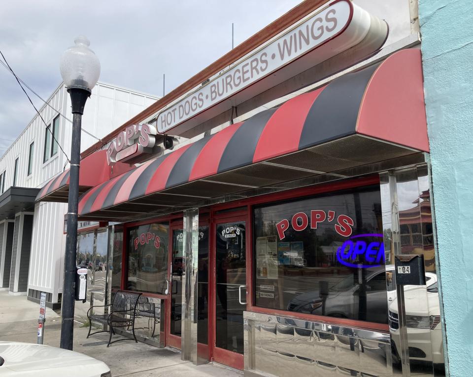 Pop's Diner is located at 109 N Lake Park Blvd., in Carolina Beach, N.C.