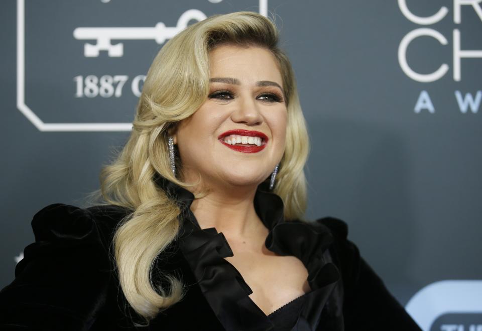 25th Critics Choice Awards – Arrivals – Santa Monica, California, U.S., January 12, 2020 - Kelly Clarkson. REUTERS/Danny Moloshok