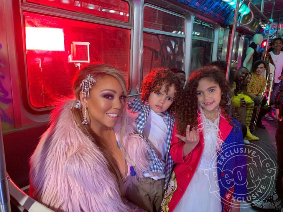 Mariah Carey with twins Moroccan and Monroe