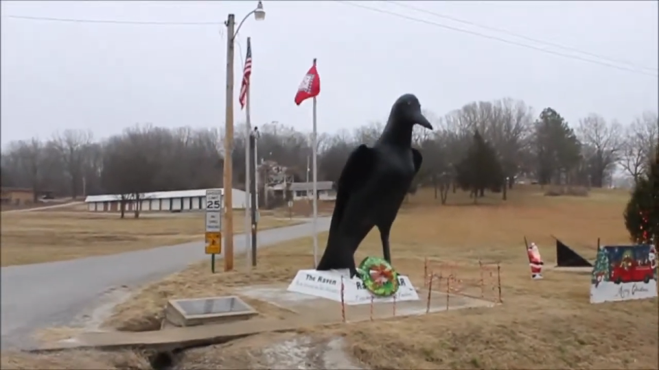 Ravenden, Arkansas statue