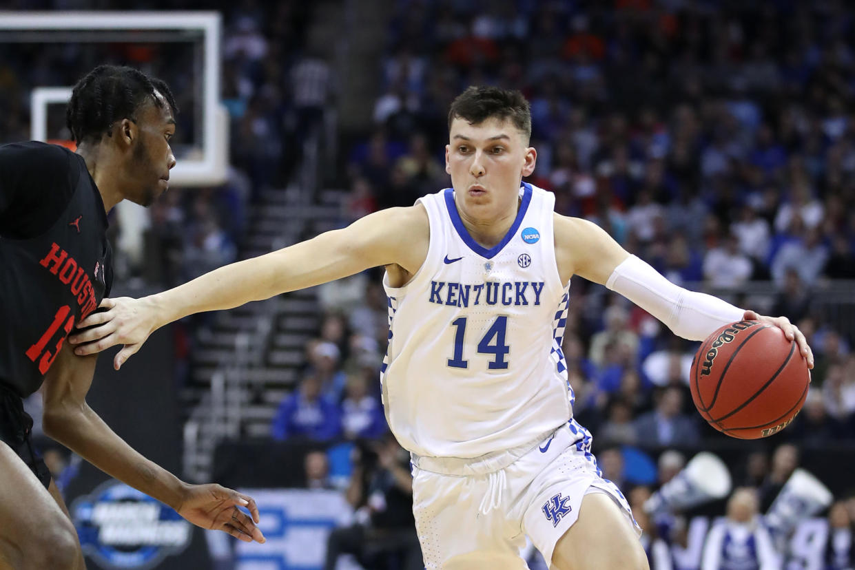 Tyler Herro of Kentucky drives to the rim.