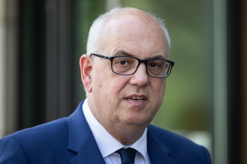 President of the Senate and Mayor of Bremen Andreas Bovenschulte arrives at the conference of German state premiers.  The emphasis will be on migration policy.  Hannes P. Albert/dpa