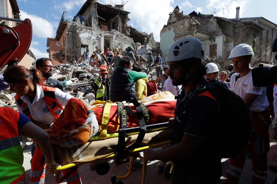 Powerful earthquake hits central Italy