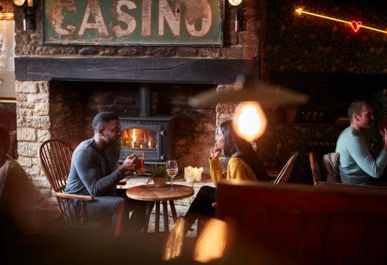 Better a beer garden than to stay indoors in a pub (iStock)