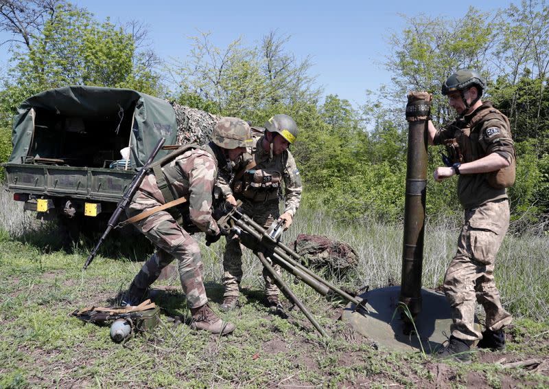 Ukrainian servicemen of the 128th Mountain assault Brigade at a military training in Dnipropetrovsk region