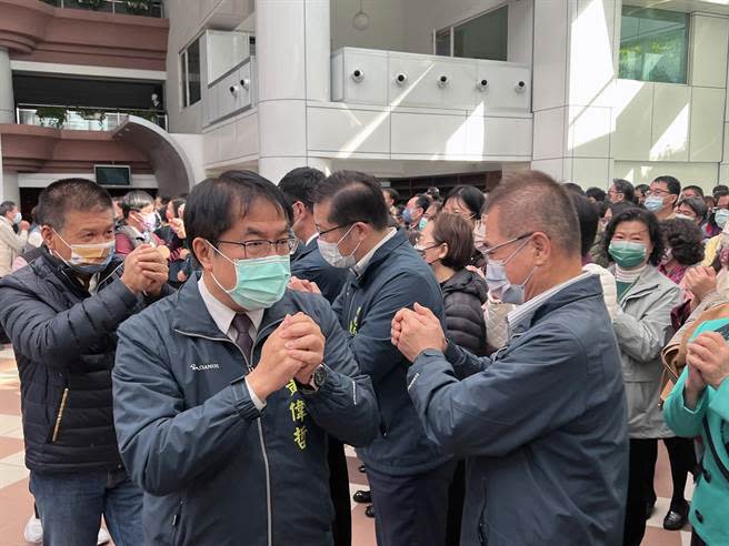 台南市長黃偉哲認為，新內閣是「戰鬥內閣」，期待可以帶領台灣走出去。（洪榮志攝）