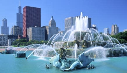 AFJ4P1 Royalty-freeThe Buckingham Fountain, Chicago, Illinois, USA landmark, before downtown skyscraper skyline including the S