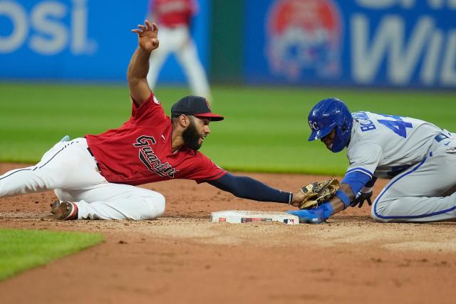 Greinke sharp in 500th career start, Royals beat Rangers