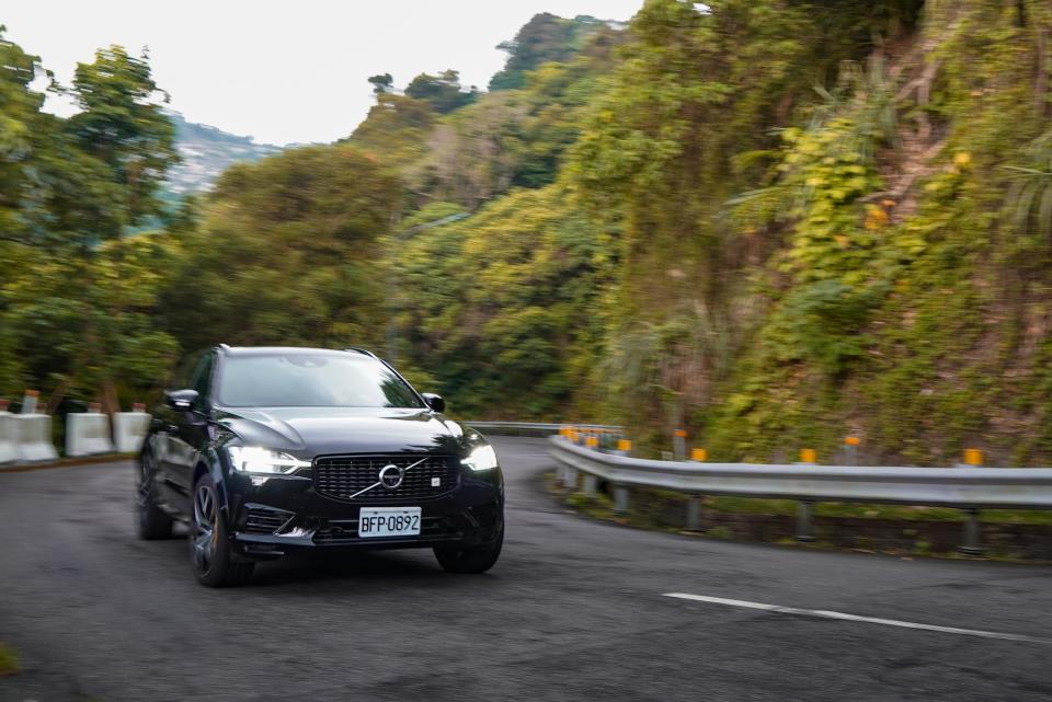 XC60 T8 Polestar Engineered 0-100 km/h 加速僅需 5.2 秒。