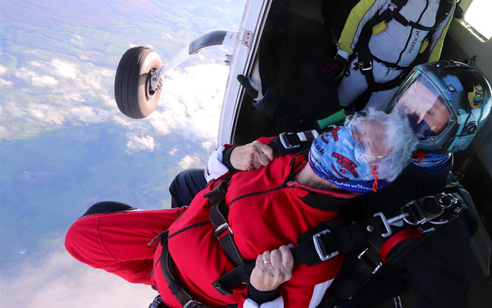 A thrill seeking great-gran has celebrated her 90th birthday - by taking to the air and SKYDIVING from 15,000 feet. Sprightly Patricia Baker said it felt "awesome" to plunge from a whopping three miles up in testing conditions. Brilliant photos and videos show the widowed gran-of-ten dressed in a red jumpsuit flying through the sky. Patricia said she "wasn't too worried" about the jump because she "keeps herself fit" by doing 50 sit ups every morning. And her main motivation was to raise some money for charity, she added.