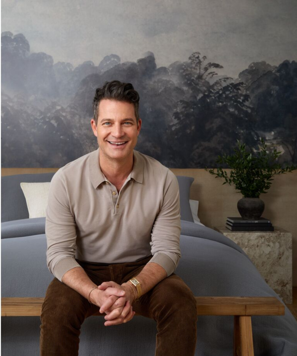 We Re Intrigued Nate Berkus Rule When Buying Bedding Makes Him Feel   6da2306592eb73ef935476eb5115efd4