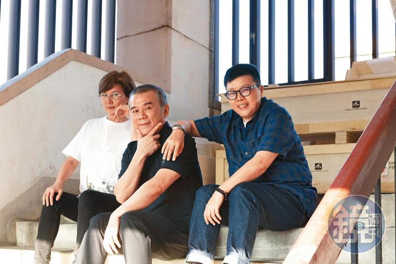 監製李烈（左）、葉如芬（右）與導演陳玉勳（中）三度合作，將醞釀20年的《消失的情人節》故事拍成電影，並回歸陳玉勳最擅長的小人物喜劇路線。