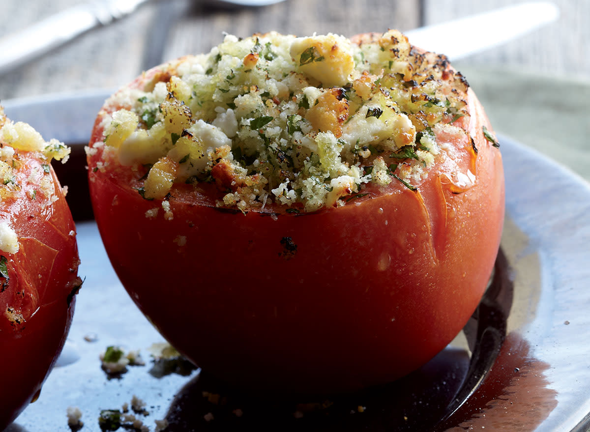 Vegetarian stuffed tomatoes