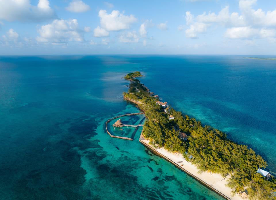 A birds-eye view of the Thatch Caye resort.