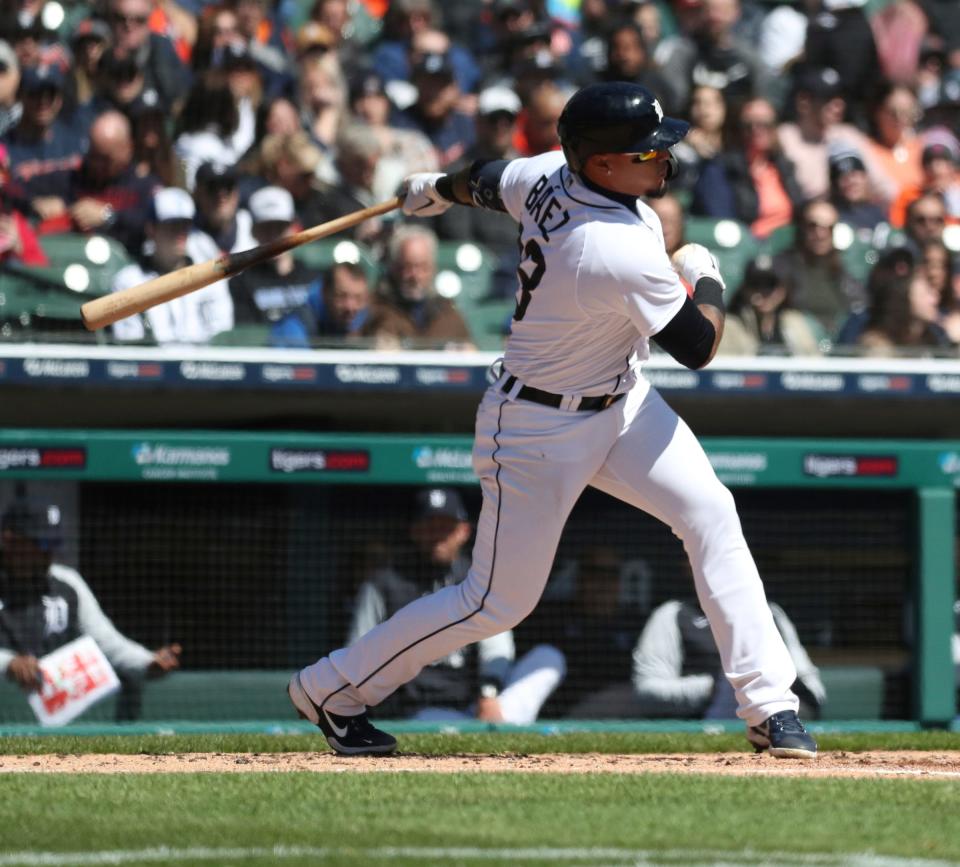 Detroit Tigers shortstop Javier Baez (28) bats against Chicago White Sox starting pitcher Michael Kopech (34) during first inning action Sunday, April 10, 2022, at Comerica Park in Detroit.