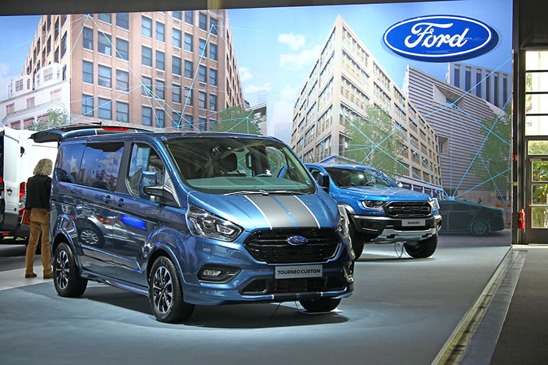 要說到Ford商旅車，台灣也得見的旅行家Tourneo Custom與Ranger都是要角。