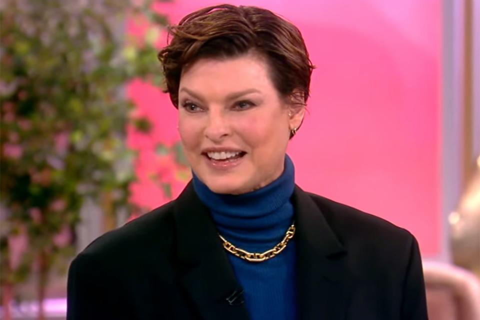 <p>The View/Twitter</p> Linda Evangelista