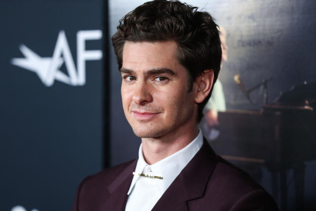 HOLLYWOOD, LOS ANGELES, CALIFORNIA, USA - NOVEMBER 10: Actor Andrew Garfield wearing a burgundy Dunhill suit arrives at the 2021 AFI Fest - Opening Night Gala Premiere Of Netflix&#39;s &#39;tick, tick&#x00fffd;BOOM!&#39; held at the TCL Chinese Theatre IMAX on November 10, 2021 in Hollywood, Los Angeles, California, United States. (Photo by Xavier Collin/Image Press Agency/Sipa USA)