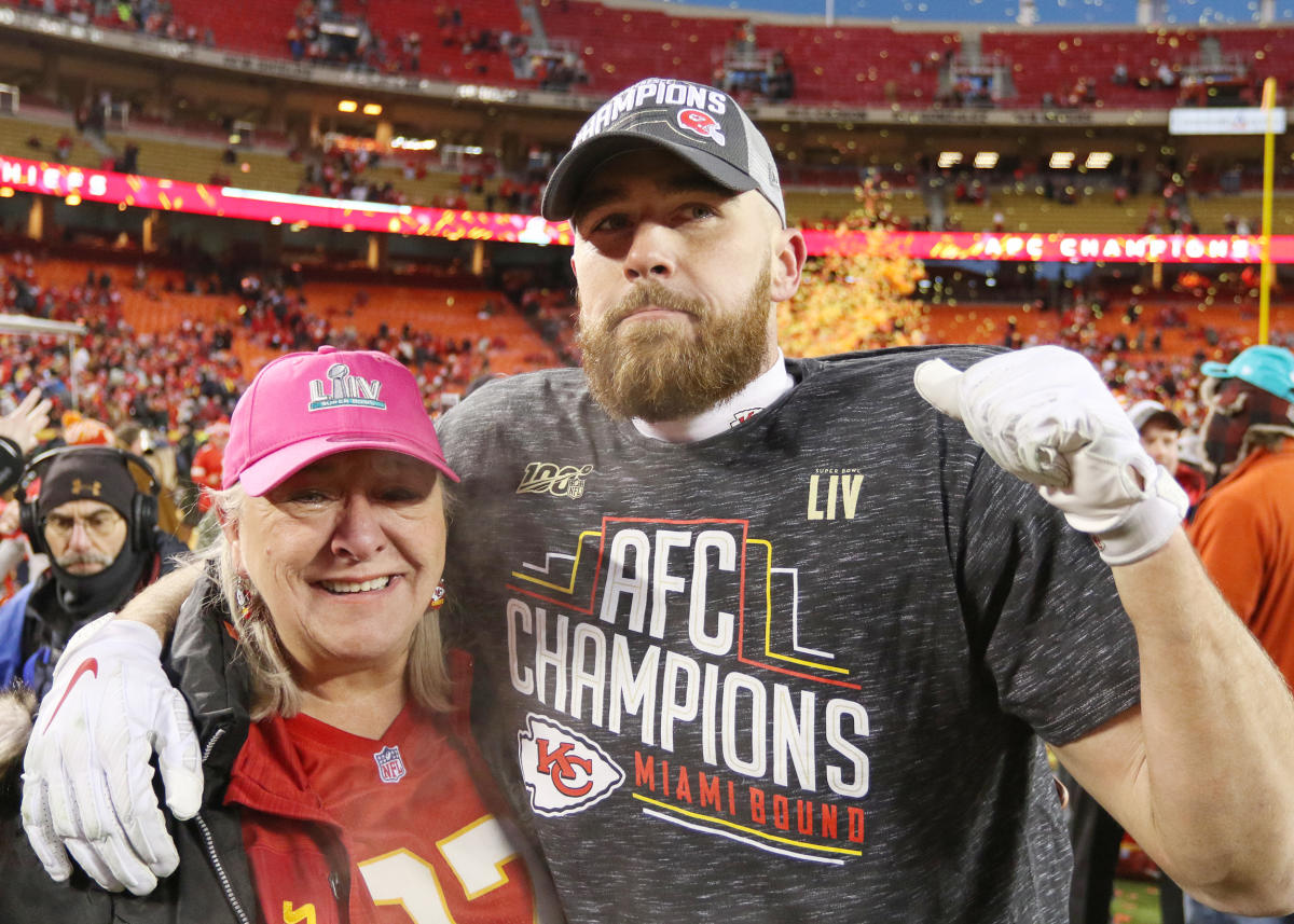 Donna Kelce reveals game day outfit ahead of sons' Super Bowl showdown