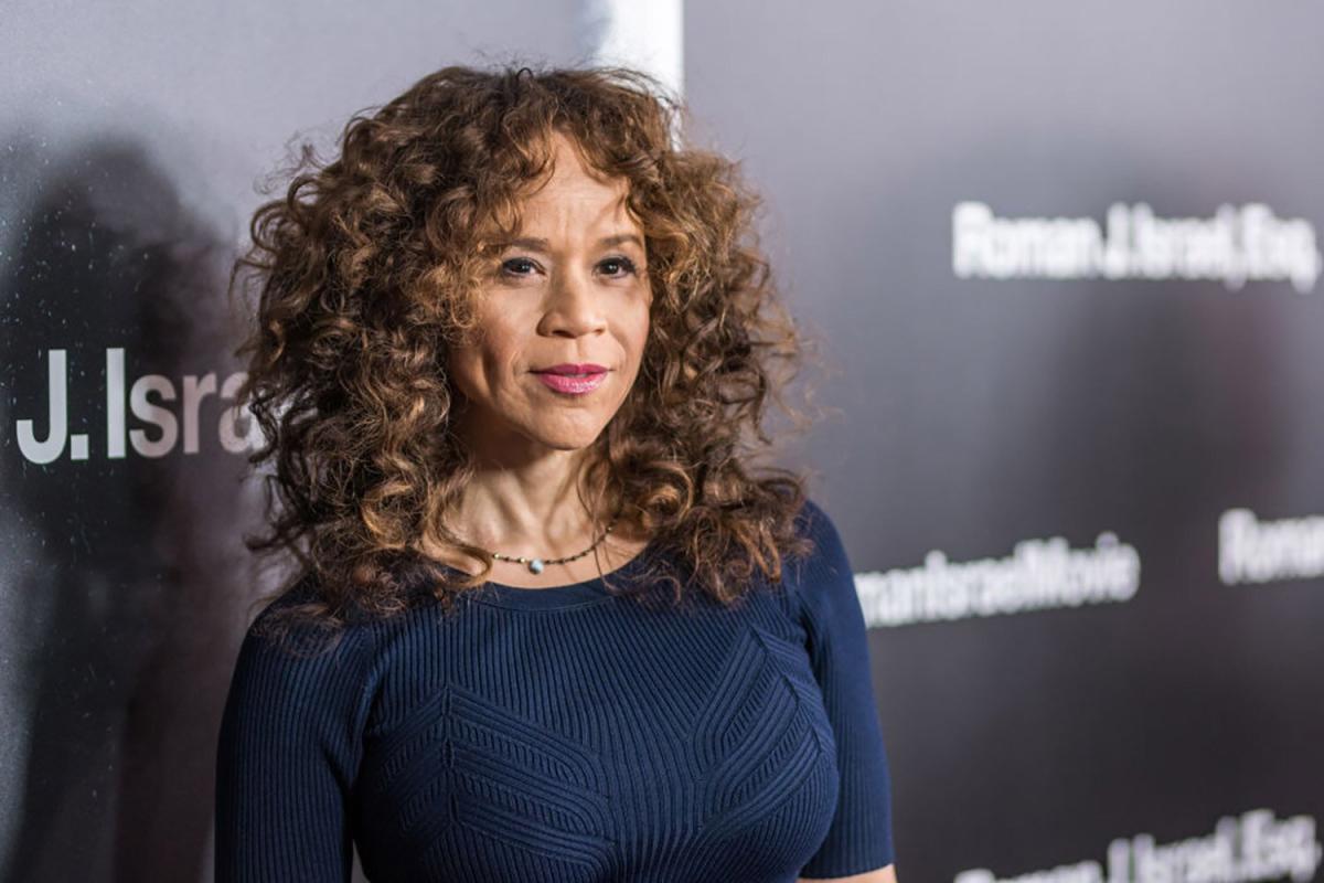 Rosie Perez Hates Flying, but She Soared in 'The Flight Attendant