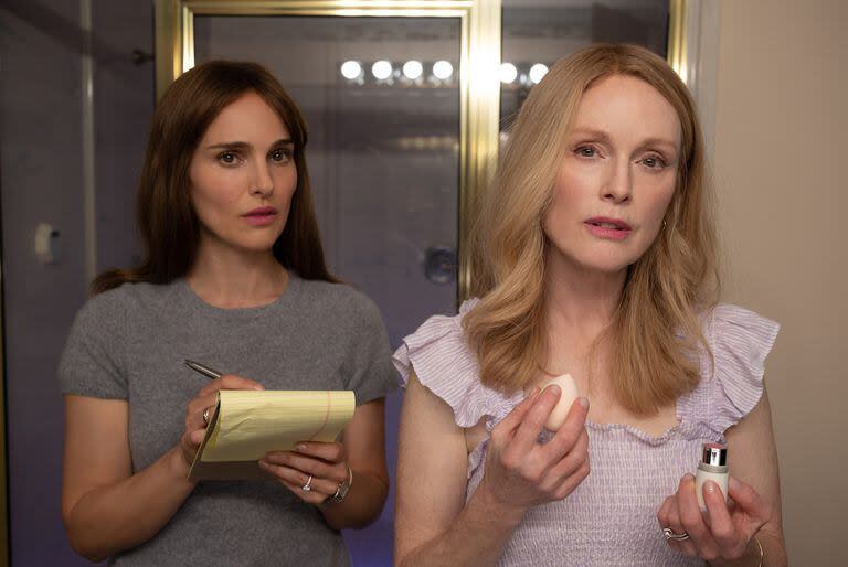 Natalie Portman y Julianne Moore en Secretos de un escándalo, estreno de este jueves en salas