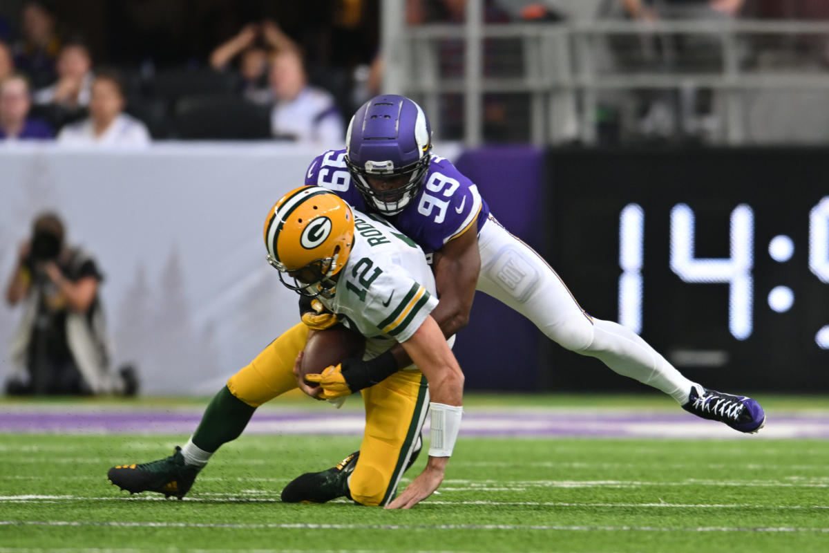 Danielle Hunter Stats, News and Video - LB