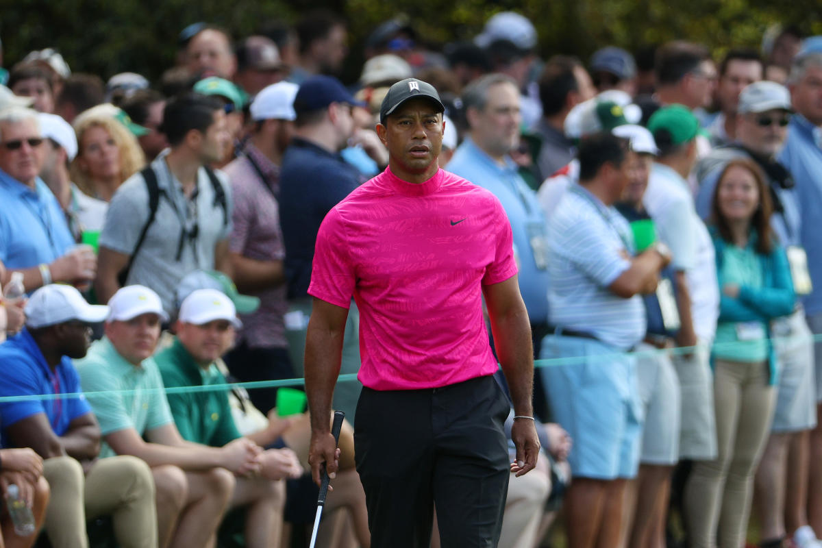 Wild scene at August as Tiger Woods returns