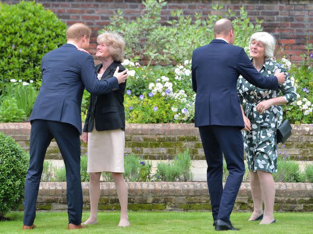 <p>DOMINIC LIPINSKI/POOL/AFP/Getty</p> Prince Harry, Lady Sarah McCorquodale, Prince William, and Lady Jane Fellowes at teh unveiling of a statue to the late Princess Diana in 2021