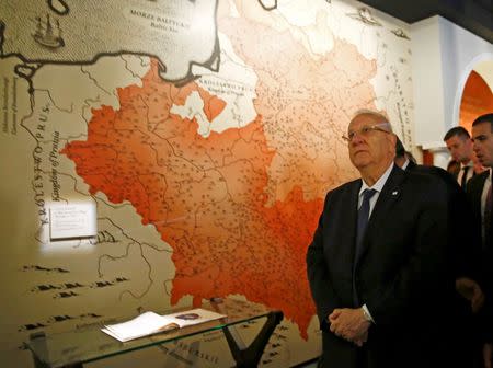 Israel's President Reuven Rivlin visits newly built Museum of the History of Polish Jews in Warsaw October 28, 2014. REUTERS/Kacper Pempel