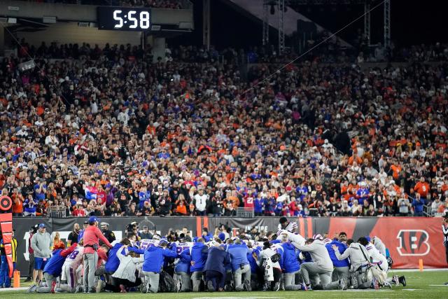 Damar Hamlin hypes up Bills Mafia at Highmark Stadium, Bills vs. Bengals